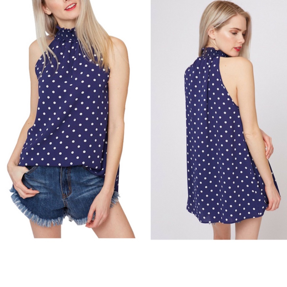 CLOSET CLEAR OUT❤️Host Pick❤️New Navy Polka Dot Top